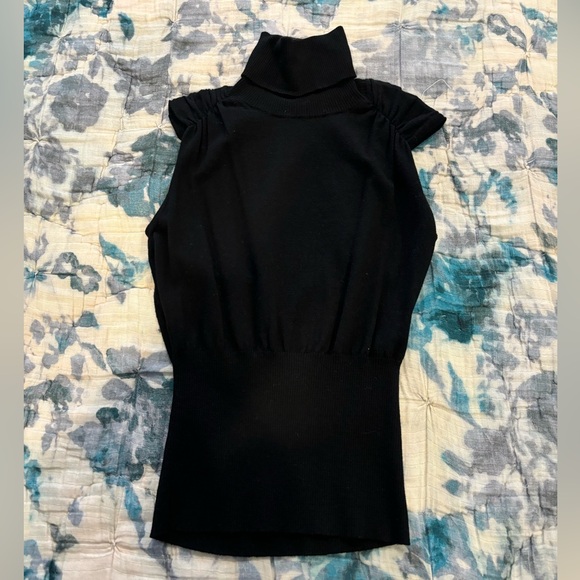 Italian brand - TEODORI - extra fine merino wool blend sleeveless turtleneck - Picture 1 of 10